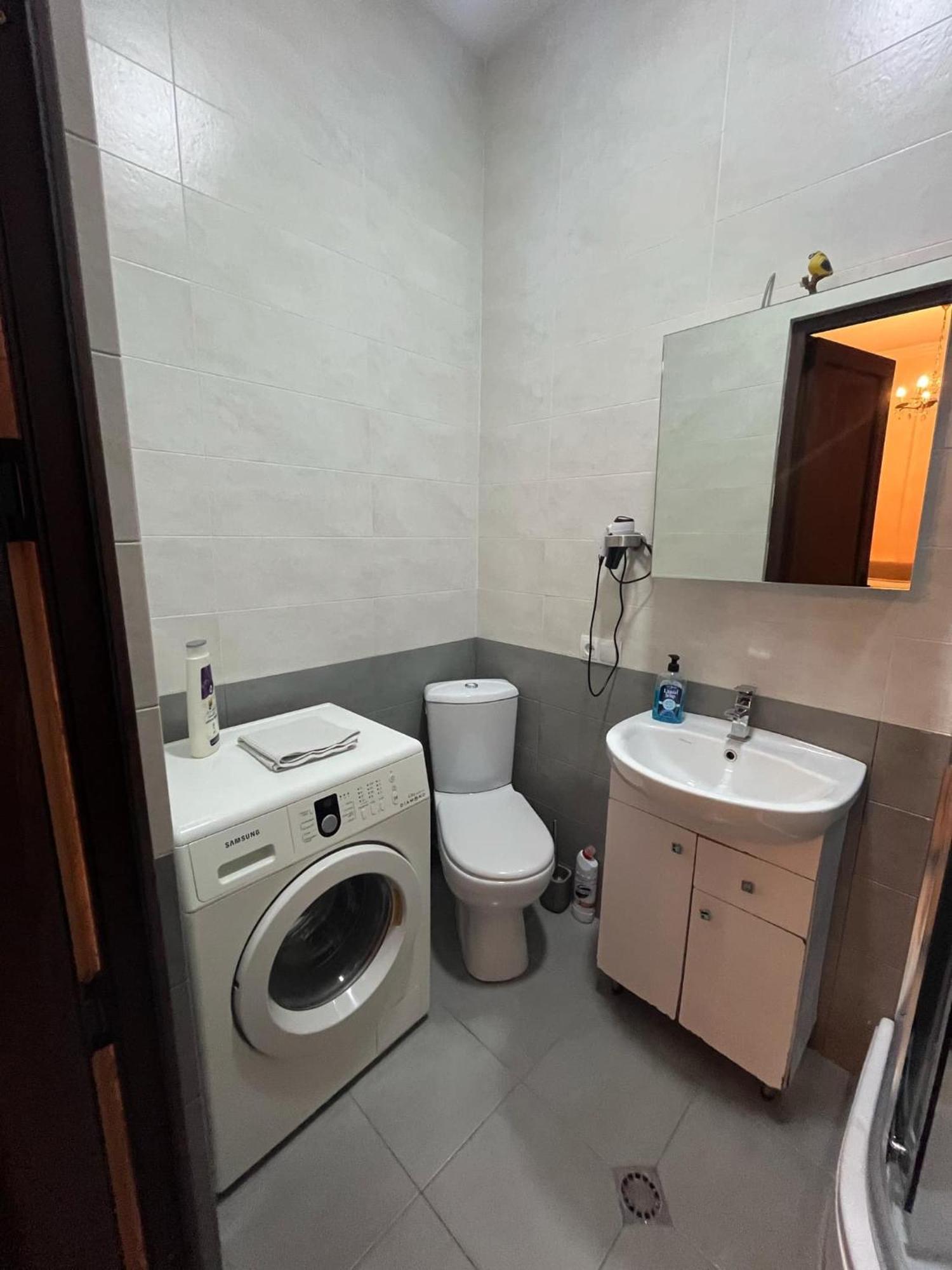 Vake Apartment Tbilisi Luaran gambar